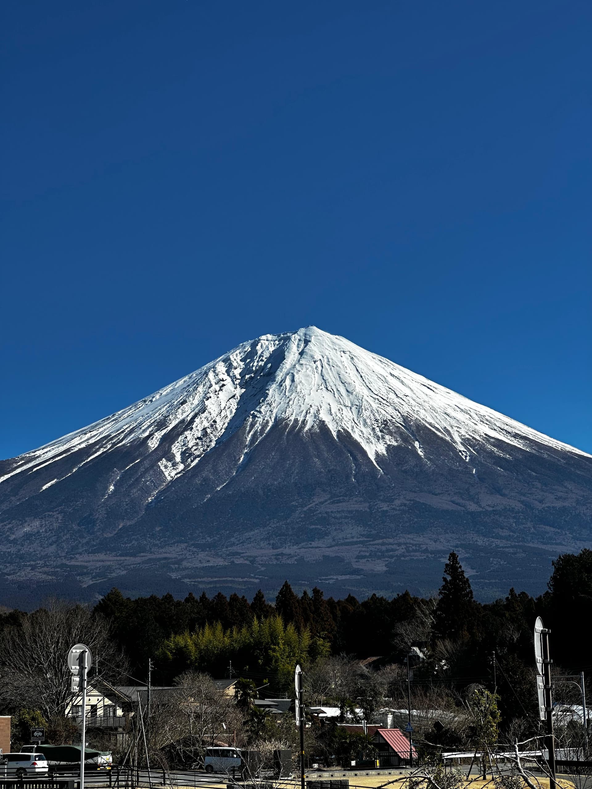 Vista aérea desde un avión con destinos increíbles