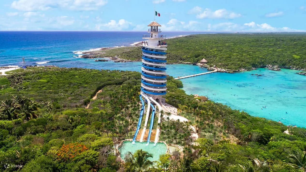 Faro en Xel-ha